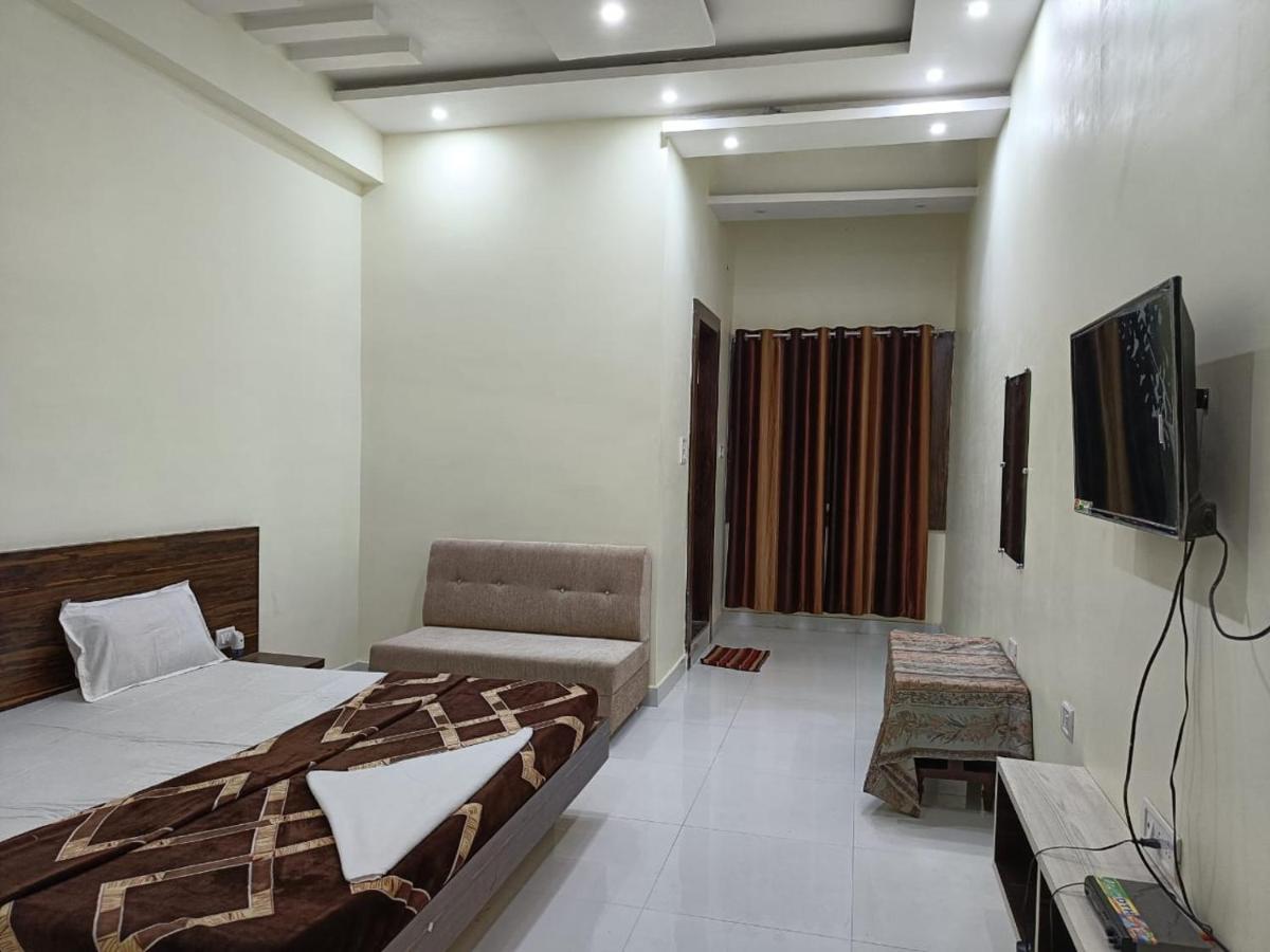 Hotel Parag Palace Jabalpur Exterior photo